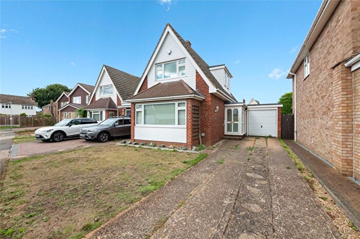 2 Bedroom Detached House For Sale In Ashbury Drive, Ickenham, Uxbridge, UB10