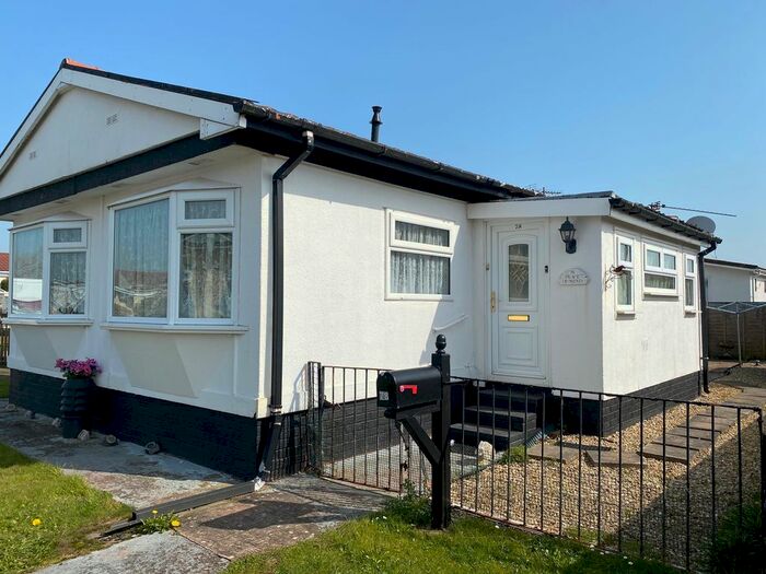 2 Bedroom Park Home For Sale In Lighthouse Park, St. Brides Wentlooge