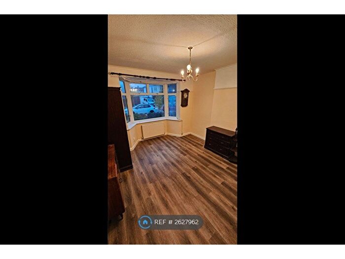 1 Bedroom Maisonette To Rent In Carr Road, Northolt, UB5