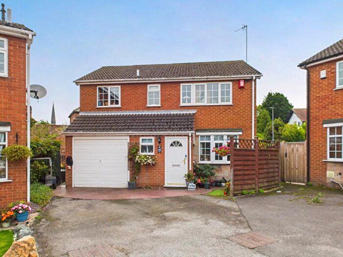 4 Bedroom Detached House For Sale In Avon Road, Gedling, Nottingham, NG4