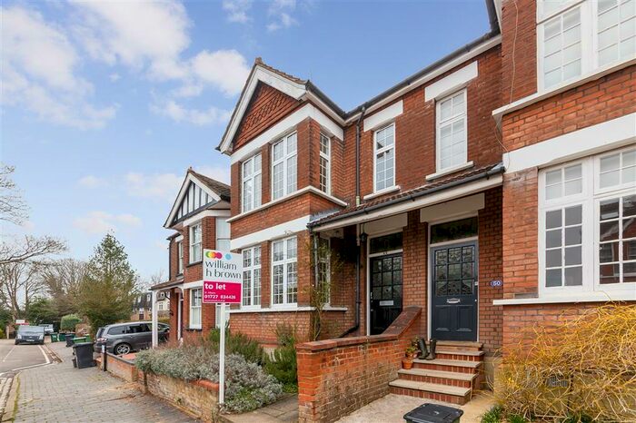 4 Bedroom Semi-Detached House To Rent In Ramsbury Road, St Albans, AL1