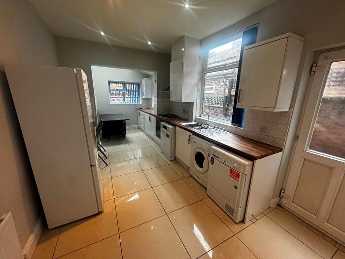 4 Bedroom Terraced House To Rent In Ladybarn Lane, Fallowfield, Manchester, M14