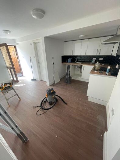 2 Bedroom Flat To Rent In Southchurch Road, Southend-On-Sea, SS1
