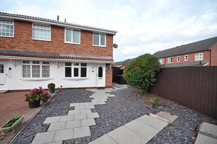 2 Bedroom Semi-Detached House To Rent In Dallow Crescent, Burton-on-Trent, Staffordshire, DE14