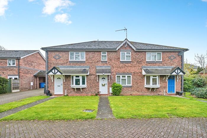 1 Bedroom Terraced House For Sale In The Sycamores, Lichfield, Staffordshire, WS14