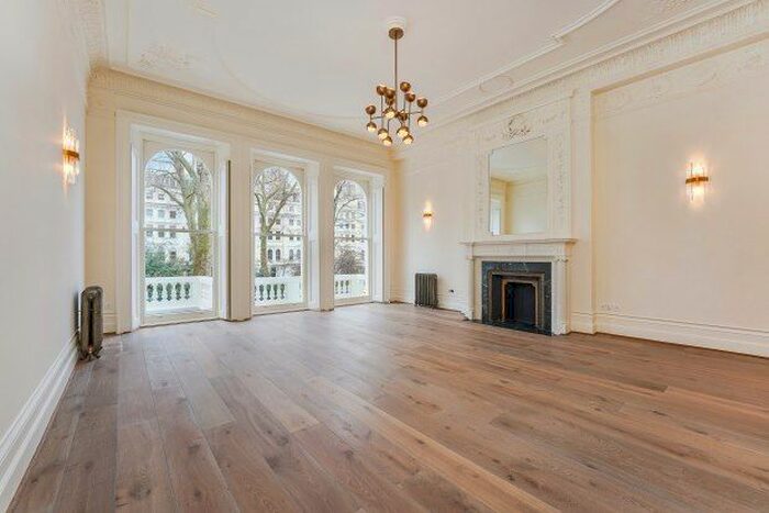 2 Bedroom Flat To Rent In Cornwall Gardens, London, SW7