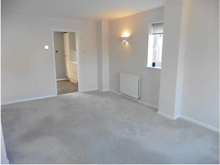 3 Bedroom End Of Terrace House To Rent In Swanton Close, March, PE15