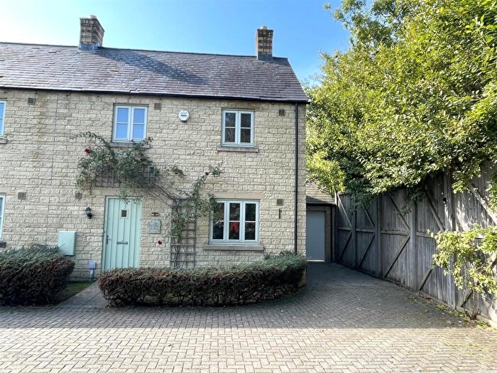 3 Bedroom End Of Terrace House For Sale In Snowdrop Cottage, Hidcote Close, Bourton-on-the-Water, GL54