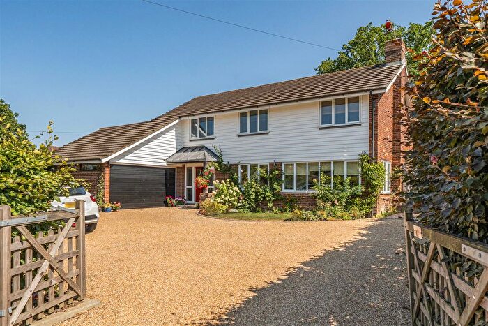 4 Bedroom Detached House For Sale In Swain Road, Tenterden, TN30