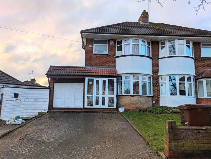 3 Bedroom Semi Detached House For Sale In Marcot Road, Solihull, B92