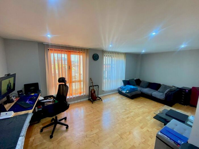 1 Bedroom Flat To Rent In Number One Fletcher Gate, NG1