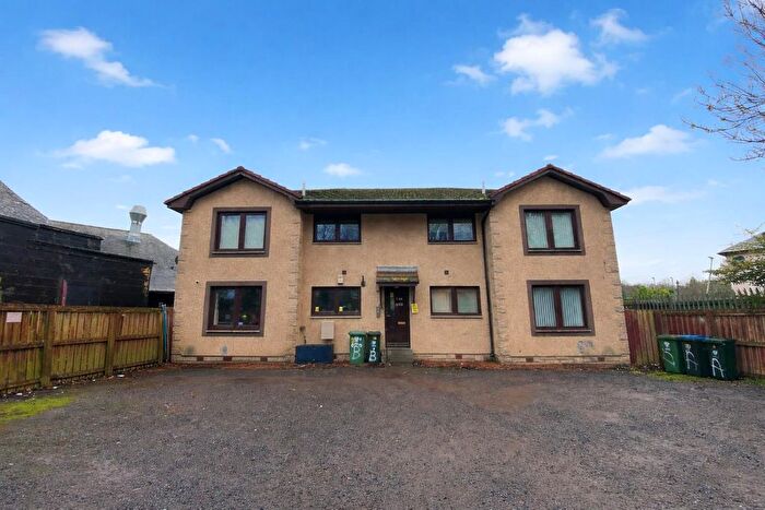 2 Bedroom Flat To Rent In Stanley Crescent, Perth, PH1