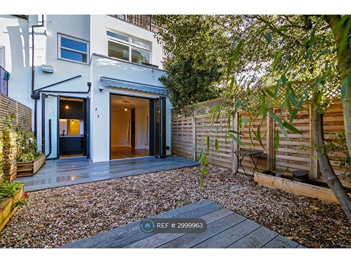 1 Bedroom Flat To Rent In Bartholomew Road, London, NW5