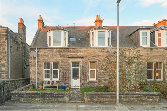 1 Bedroom Apartment For Sale In Dewar Street, Dunfermline, KY12