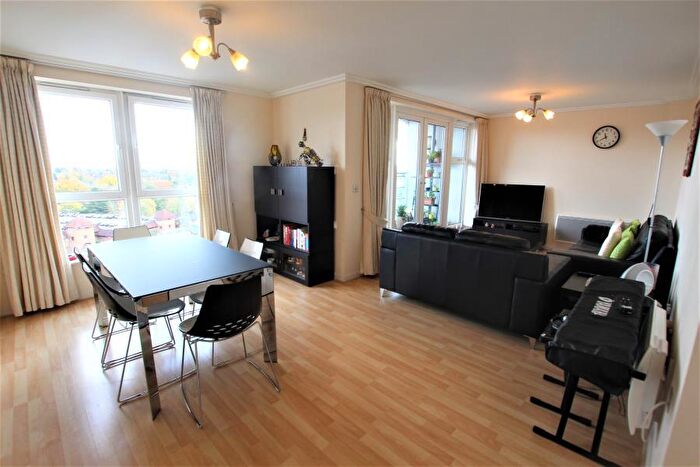 2 Bedroom Apartment To Rent In Woking, Surrey, GU22