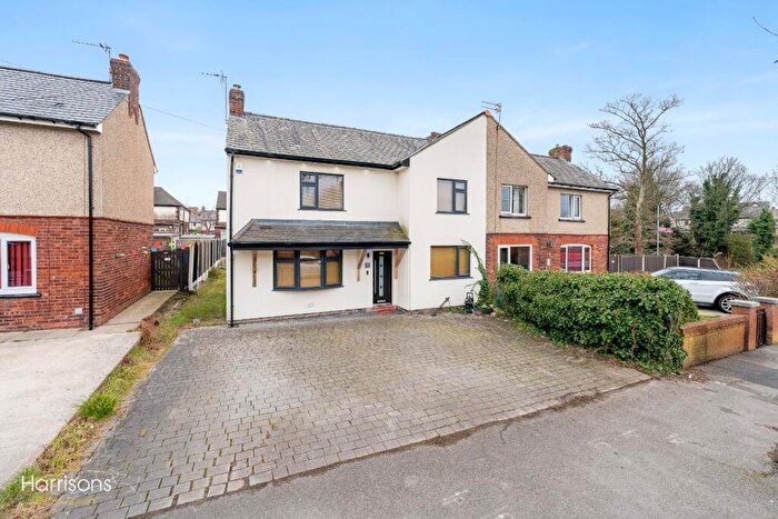 3 Bedroom Semi Detached House For Sale In Prestwich Street, Manchester, M46