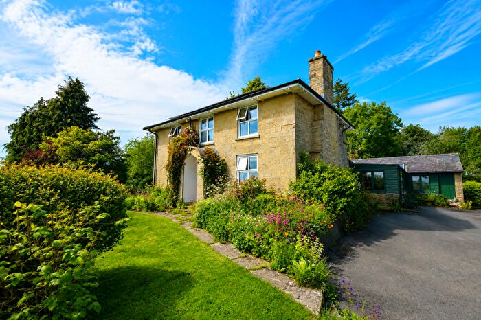 4 Bedroom Link Detached House For Sale In Downwood Farmhouse Shobdon Leominster, HR6
