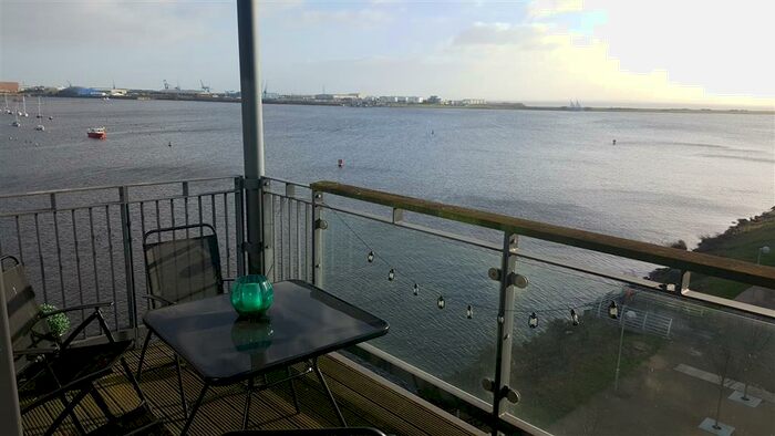 2 Bedroom Apartment To Rent In Ferry Court, Cardiff, CF11