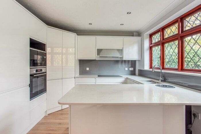 4 Bedroom Detached House To Rent In Pinehurst Ascot, SL5