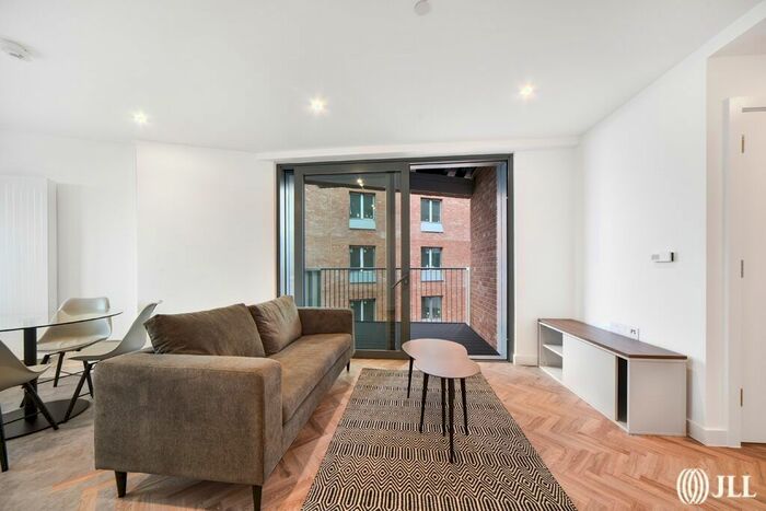 1 Bedroom Flat To Rent In River Apartments, Three Waters, Gillender Street, London, E3