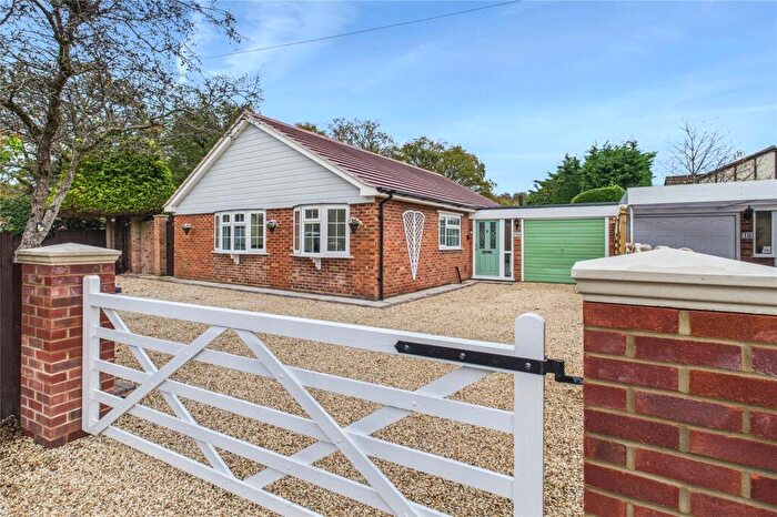 3 Bedroom Bungalow For Sale In Shyshack Lane, Baughurst, Tadley, Hampshire, RG26