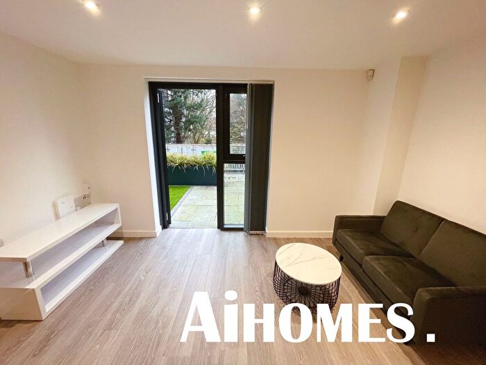 2 Bedroom Flat To Rent In Downtown, Woden Street, Salford, M5