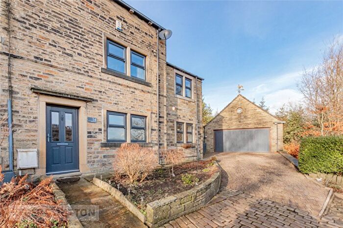 3 Bedroom End Of Terrace House For Sale In Sweet Oak, Triangle, Sowerby Bridge, West Yorkshire, HX6