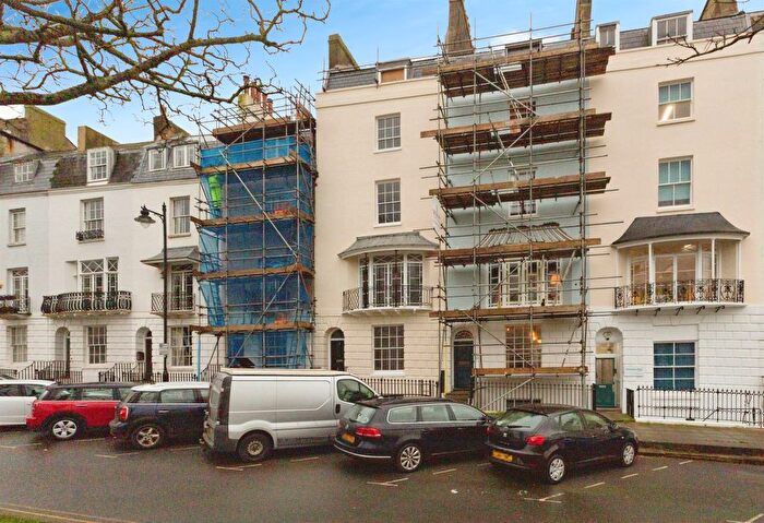 6 Bedroom Terraced House For Sale In Wellington Square, Hastings, TN34