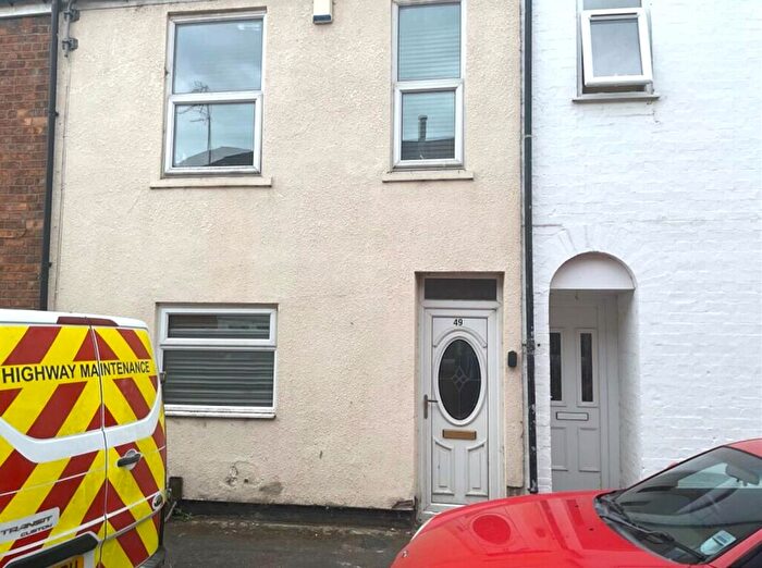 2 Bedroom Terraced House For Sale In Queen Street, Lincoln, LN5