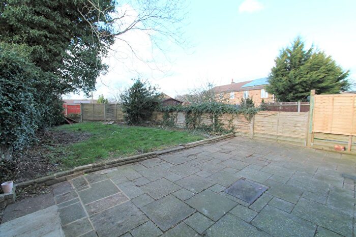 3 Bedroom Terraced House For Sale In Haseldine Meadows, Hatfield, AL10