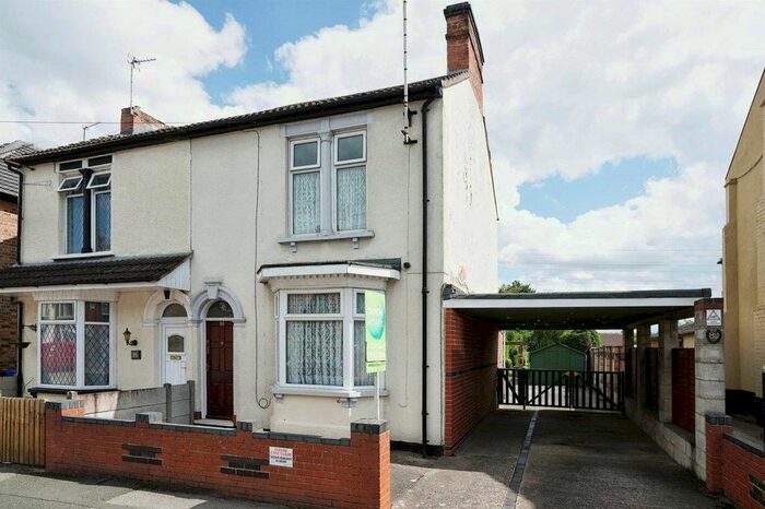3 Bedroom Semi-Detached House To Rent In Blackpool Street, Burton-On-Trent, DE14