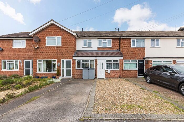 3 Bedroom Terraced House For Sale In Parsons Mead, Abingdon, OX14