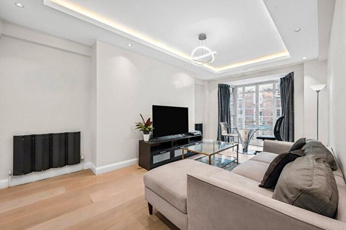 3 Bedroom Apartment For Sale In Dorset House, Gloucester Place, Marylebone, London, NW1