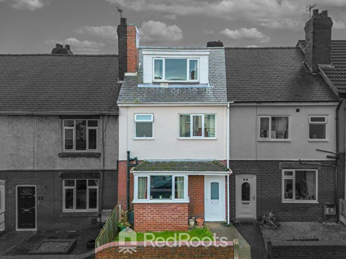 4 Bedroom Terraced House For Sale In South Elmsall, Pontefract, West Yorkshire, WF9