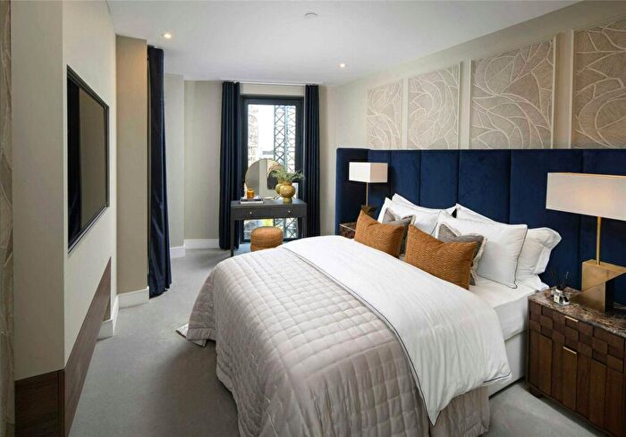2 Bedroom Apartment For Sale In Emma Street, Bethnal Green, E2