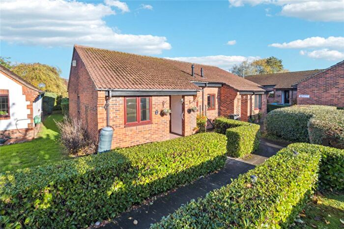 2 Bedroom Retirement Property For Sale In Emerton Court, Northchurch, Berkhamsted, Hertfordshire, HP4