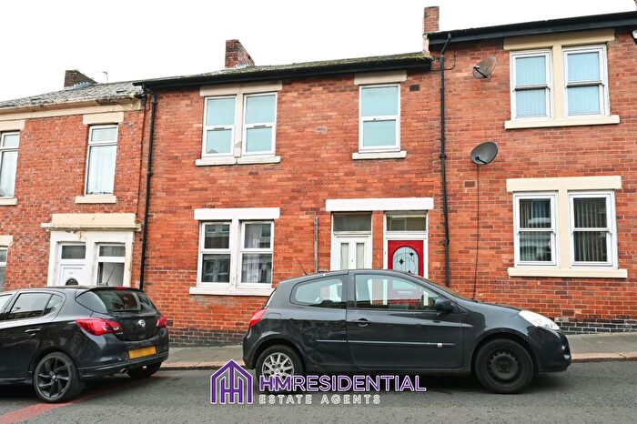 3 Bedroom Flat To Rent In Colston Street, Benwell, Newcastle Upon Tyne, NE4