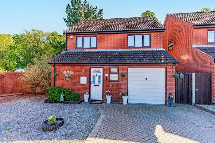 4 Bedroom Detached House For Sale In The Crofts, Norwich, NR5