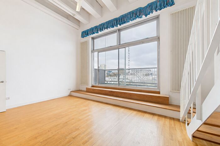 1 Bedroom Flat For Sale In Peterborough Road, Fulham, London, SW6