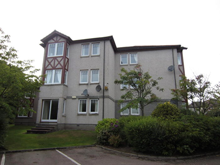 2 Bedroom Flat To Rent In Thorngrove Place, Aberdeen, AB15