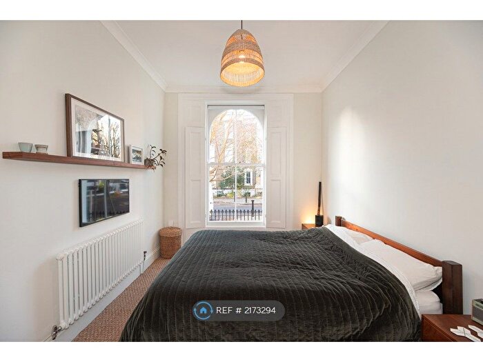 2 Bedroom Flat To Rent In Englefield Rd, London, N1