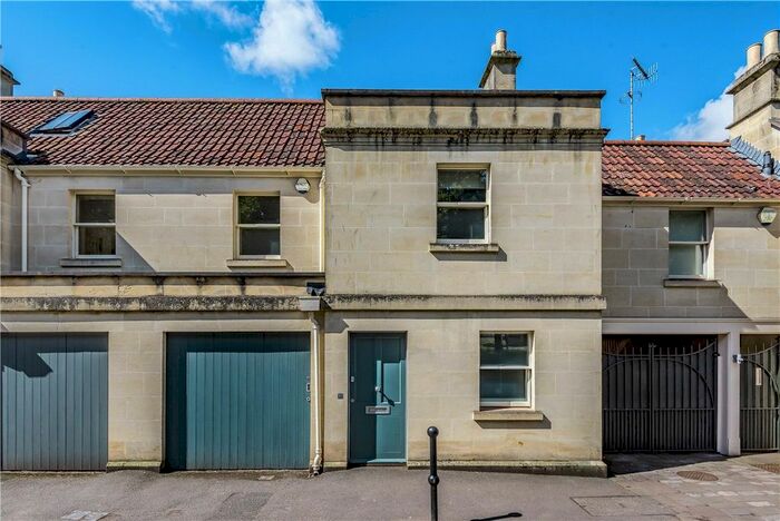3 Bedroom Terraced House To Rent In Crescent Lane, Bath, Somerset, BA1