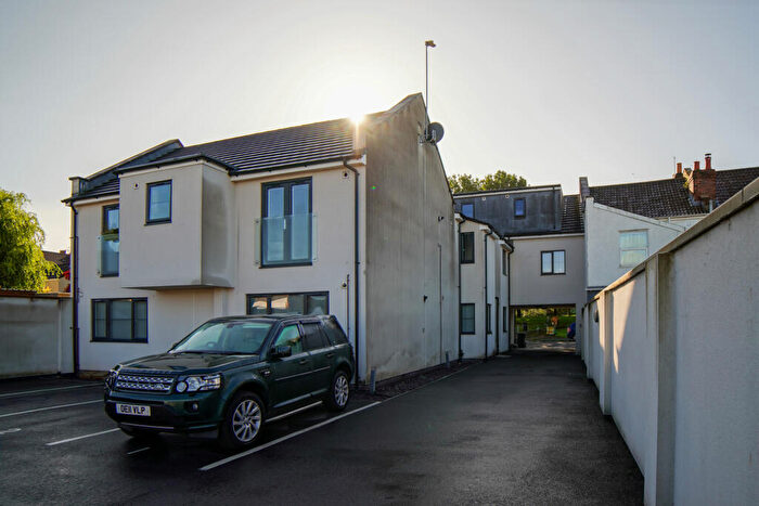 1 Bedroom Flat To Rent In Langton Court Road, BS4