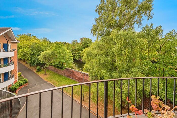 2 Bedroom Flat For Sale In Waterside Drive, Hockley, Birmingham, B18