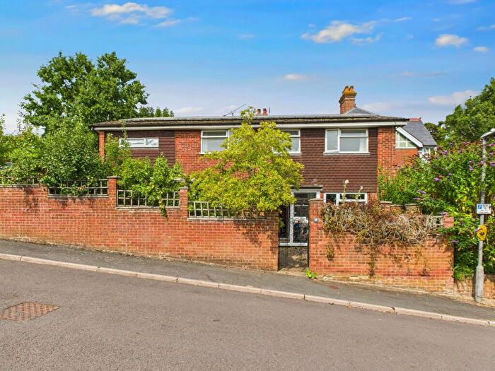 4 Bedroom Detached House For Sale In Webb Close, Chesham, Buckinghamshire, HP5