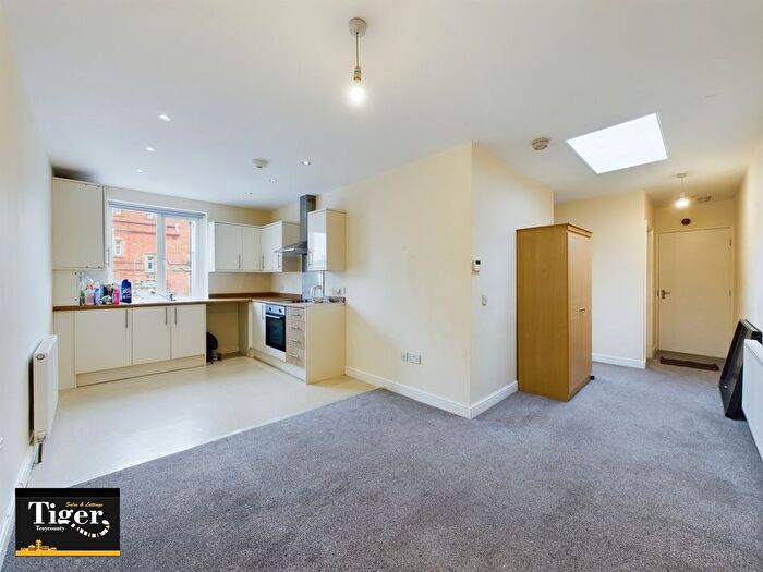 2 Bedroom Flat To Rent In London Street, Fleetwood, FY7