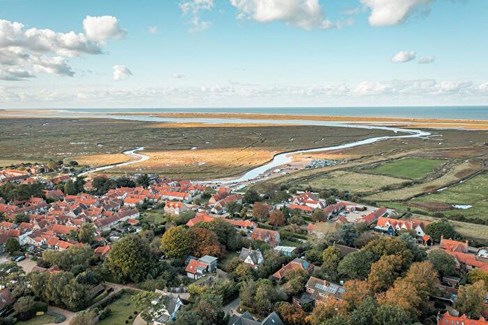5 Bedroom Detached House For Sale In A Beautiful Four-bedroom, All En-suite Property In The Charming Village Of Blakeney., NR25