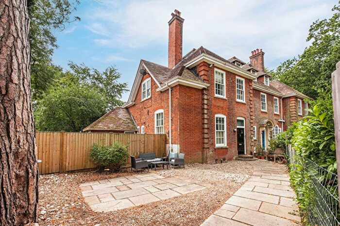 4 Bedroom Maisonette For Sale In Camberley Road, Norwich, NR4