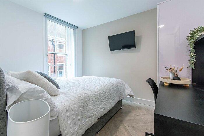 9 Bedroom Flat To Rent In St. James's Street, Nottingham, NG1