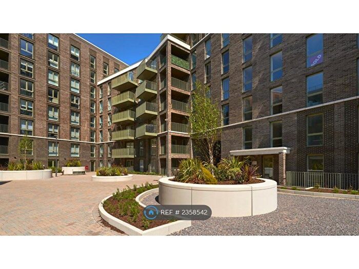 2 Bedroom Flat To Rent In Chesterton House, Harrow On The Hill, HA1